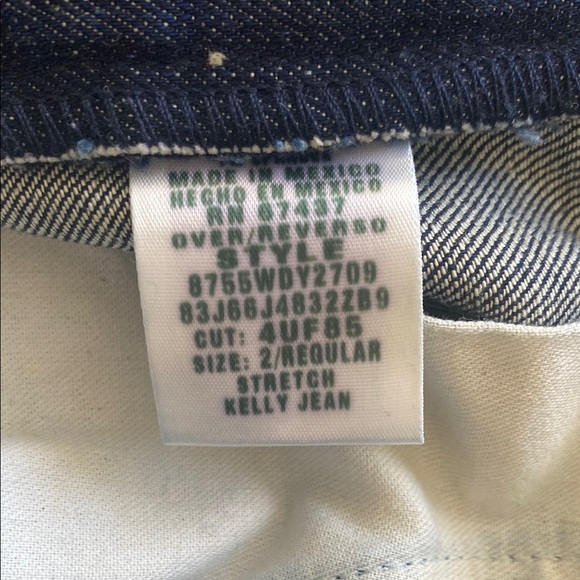 Classic Blue Women's Jeans - Picture 5 of 5